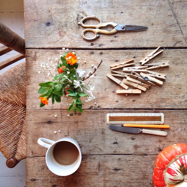 Flat lay photography ideas | 5FTINF Philippa Stanton